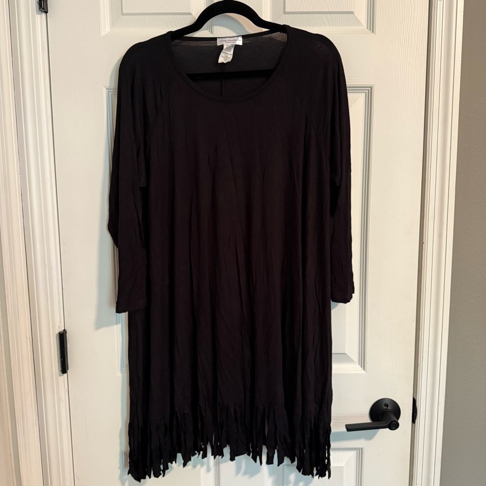 Women’s Black Tunic Fringe Hem Lady Cunaceous Brand Plus Size 2X 3/4 Sleeves